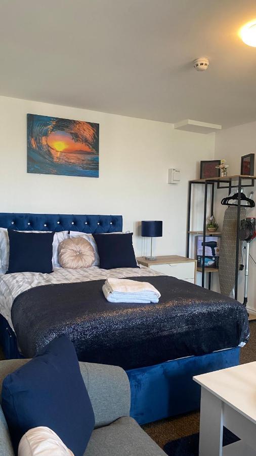 Апартаменты Bv Cosy Studio Eleven At Deighton Хаддерсфилд Экстерьер фото