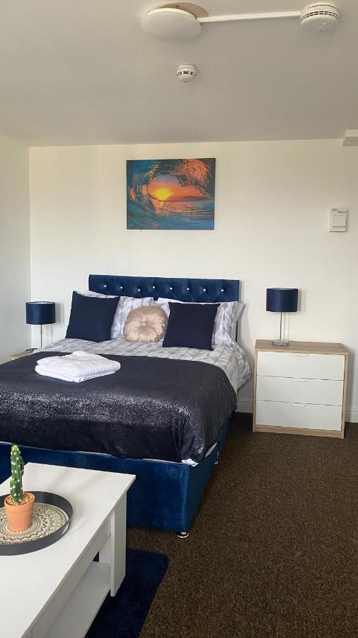 Апартаменты Bv Cosy Studio Eleven At Deighton Хаддерсфилд Экстерьер фото